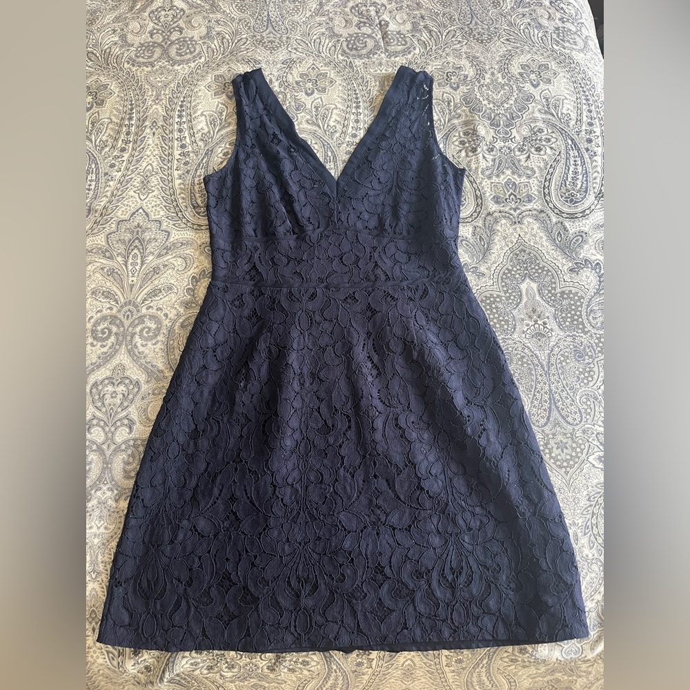 navy blue mid thigh-length dress